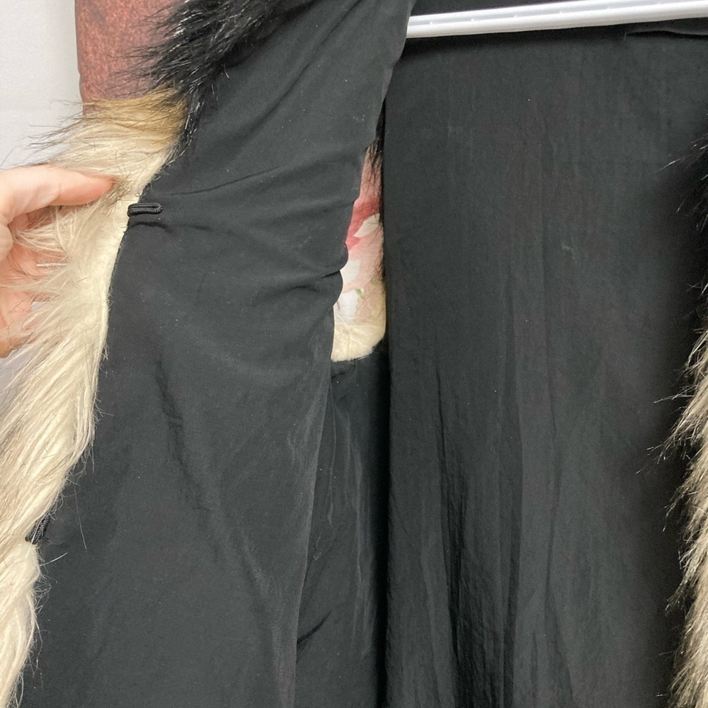 Small talula vest​​​​​​​​​​​​ - Picture 4 of 9